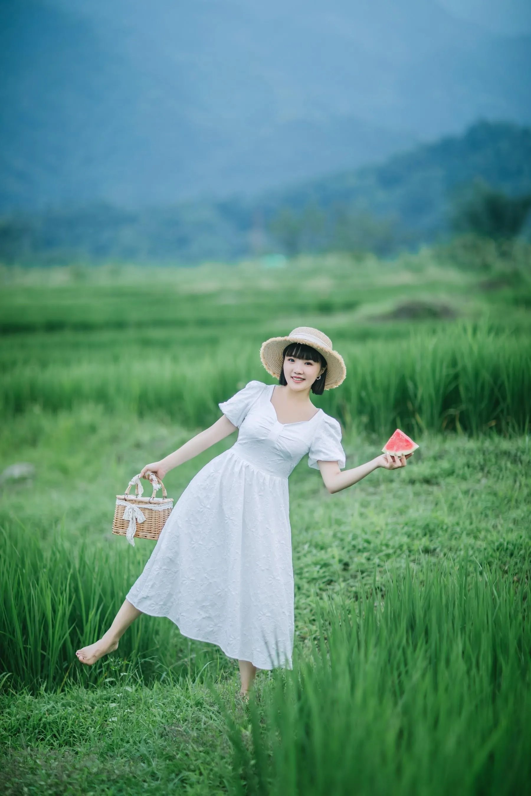 [YITUYU艺图语]2022.08.24 夏天的稻田 冬琴 [25P]插图6